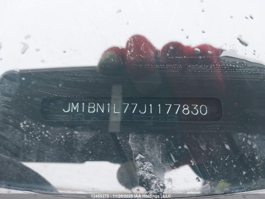 2018 Mazda 3 Touring VIN: JM1BN1L77J1177830 Lot: 12455370