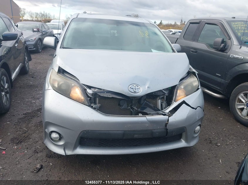 5TDXK3DC1BS054132 2011 TOYOTA SIENNA photo no. 12