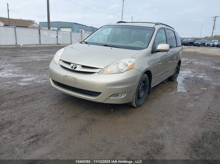 5TDZK23C18S146547 2008 TOYOTA SIENNA photo no. 2