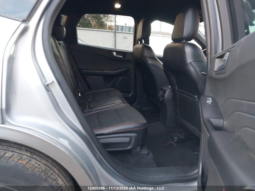 1FMCU9MN8PUA56441 2023 FORD ESCAPE photo no. 8
