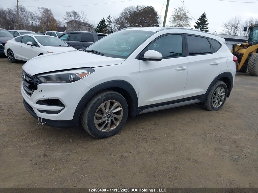 KM8J3CA42HU361356 2017 HYUNDAI TUCSON photo no. 2