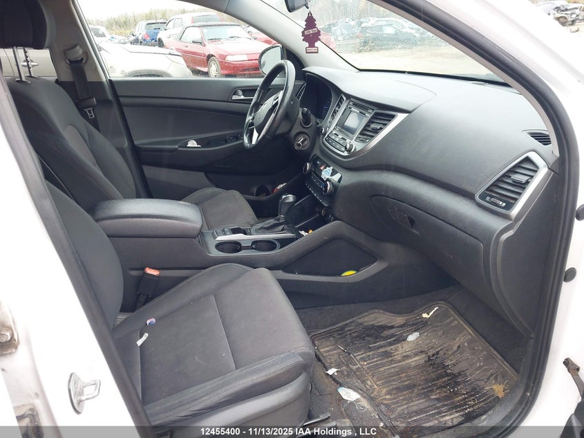 KM8J3CA42HU361356 2017 HYUNDAI TUCSON photo no. 5