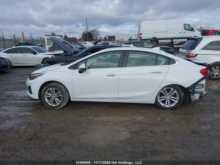 2019 Chevrolet Cruze Lt VIN: 1G1BE5SM7K7113776 Lot: 12455408