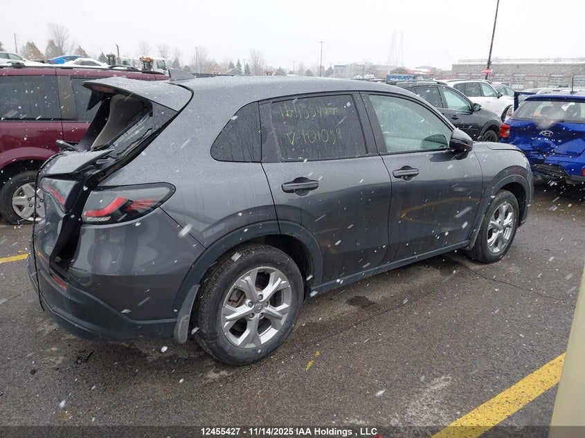 3CZRZ1H36PM101059 2023 HONDA HR-V photo no. 4