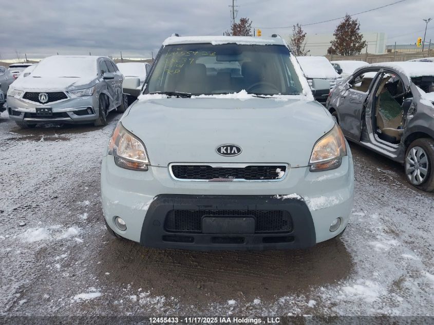 2011 Kia Soul 2.0L 2U/2.0L 4U/2.0L 4U Burner/2.0L 4U Luxury/2.0L 4U Retro/2.0L 4U Sx VIN: KNDJT2A22B7208639 Lot: 12455433