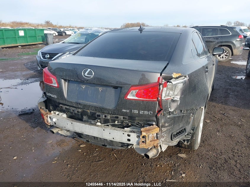 JTHCF5C20A5038451 2010 LEXUS IS photo no. 4