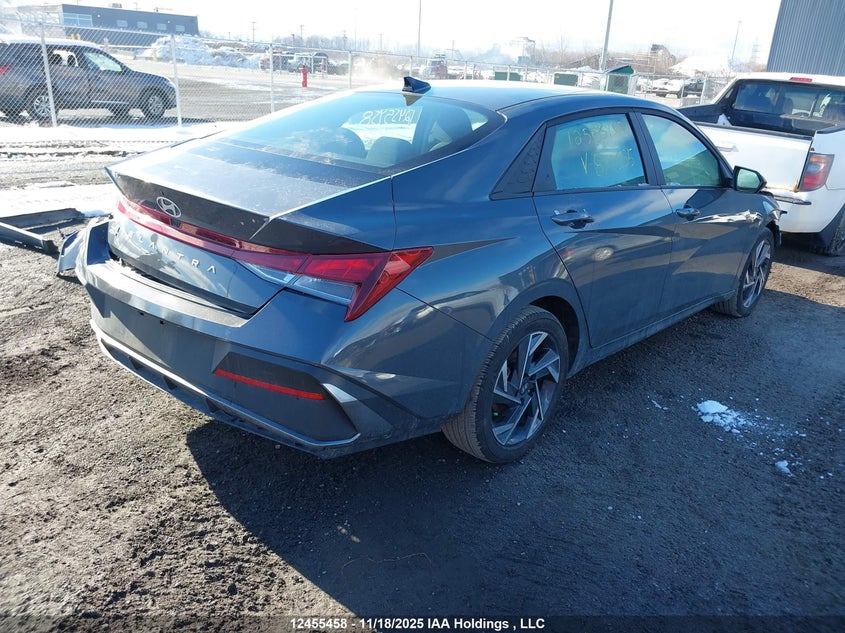 KMHLM4DGXSU870555 2025 HYUNDAI ELANTRA photo no. 4