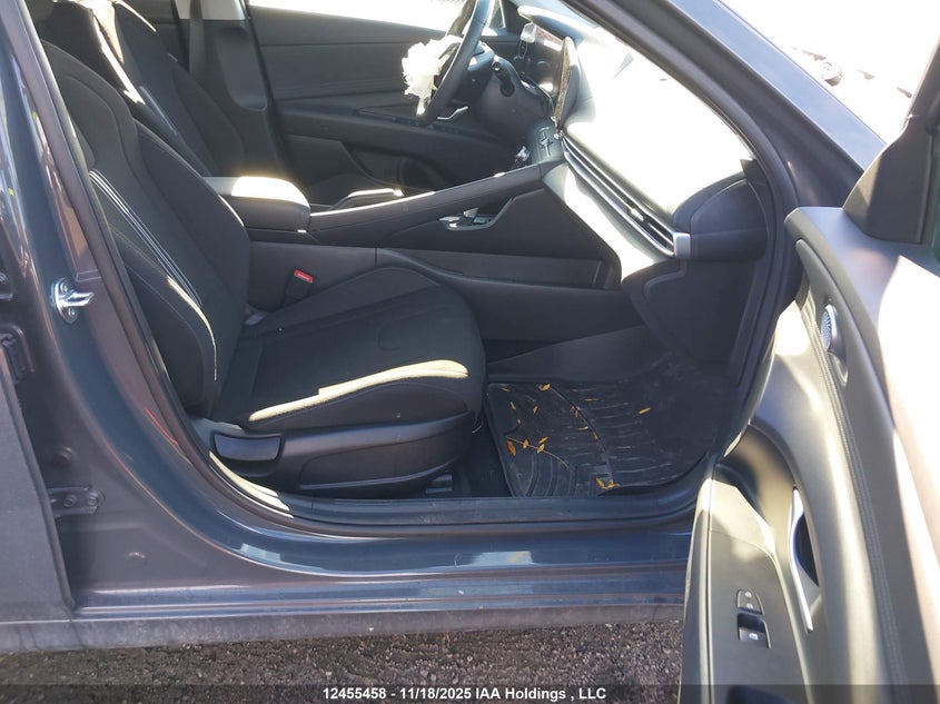 KMHLM4DGXSU870555 2025 HYUNDAI ELANTRA photo no. 5