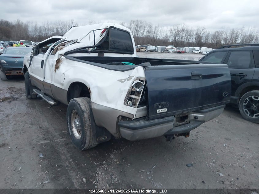 1FTNX21P23ED71421 2003 FORD F250 photo no. 3