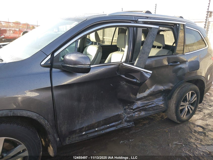 5FNYF6H73HB501774 2017 HONDA PILOT photo no. 6