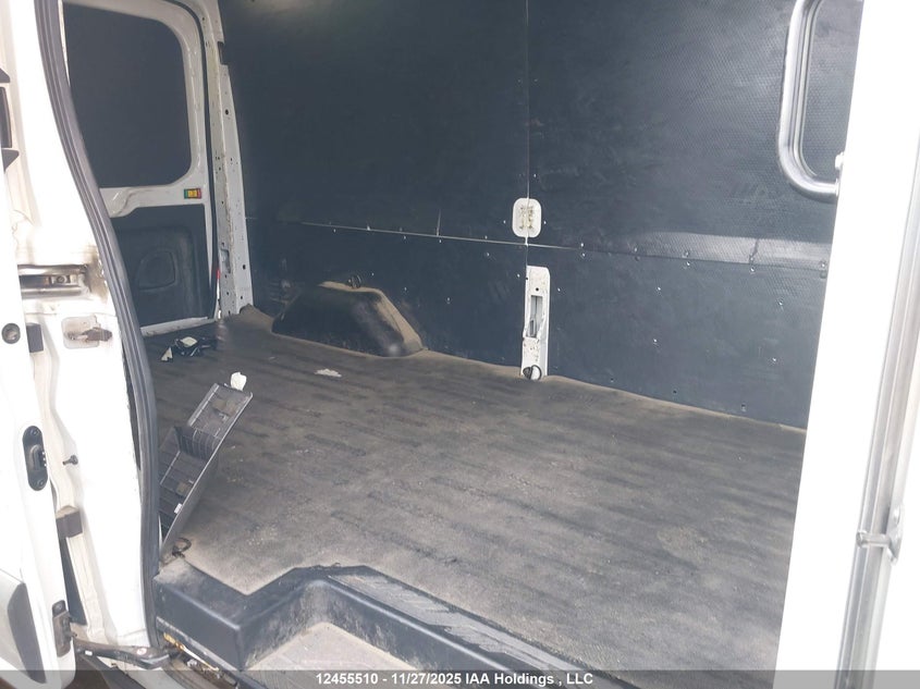 2018 Ford Transit-250 VIN: 1FTYR2CM8JKA93553 Lot: 12455510