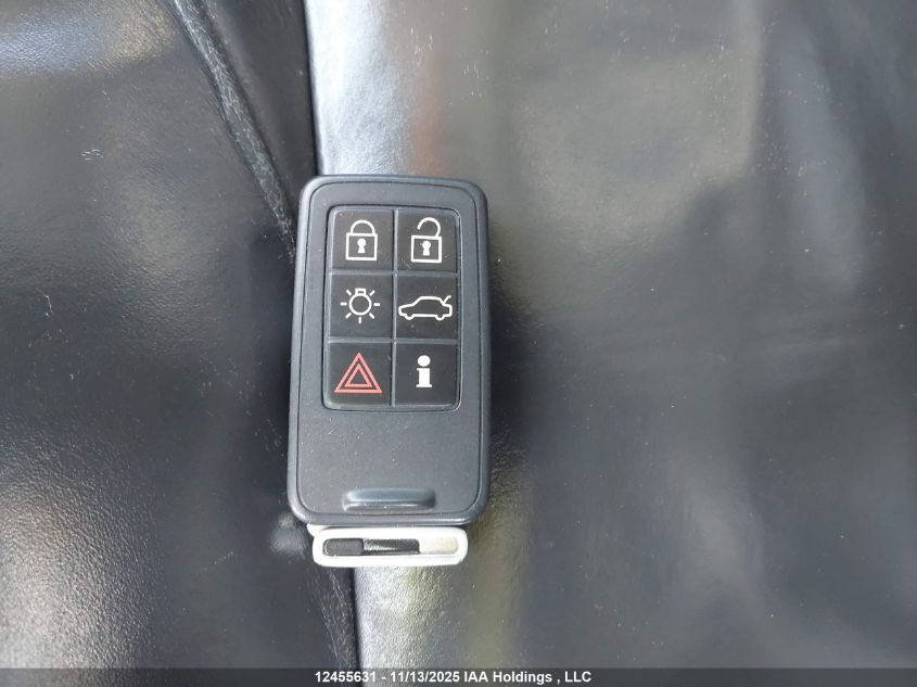 2011 Volvo Xc60 T6 T6 VIN: YV4902DZ9B2181082 Lot: 12455631