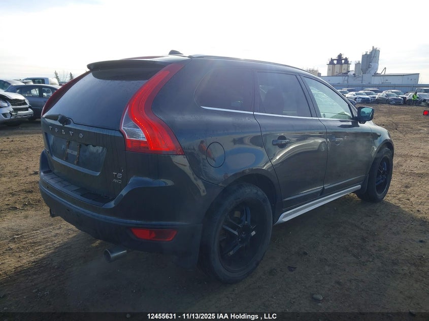 YV4902DZ9B2181082 2011 VOLVO  photo no. 4