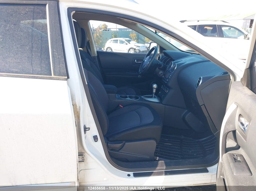 JN8AS5MV8CW393933 2012 NISSAN ROGUE photo no. 5