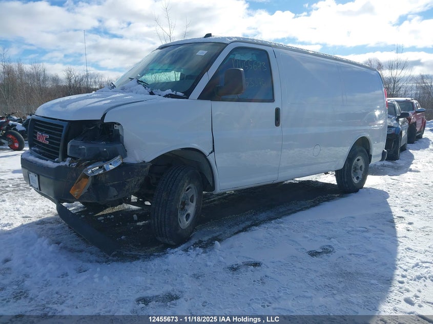 1GTW7AFP3R1253370 2024 GMC  photo no. 2