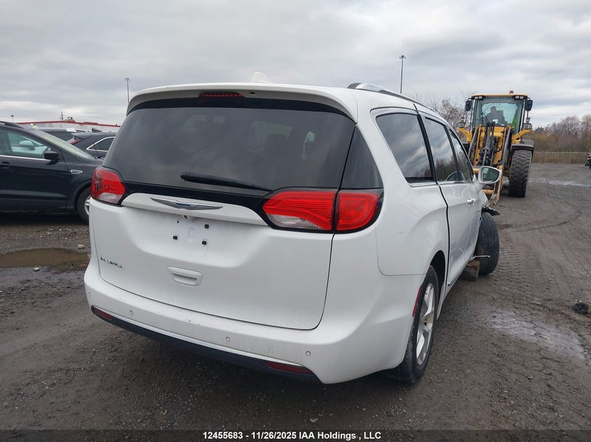 2C4RC1EG7HR781935 2017 CHRYSLER PACIFICA photo no. 4