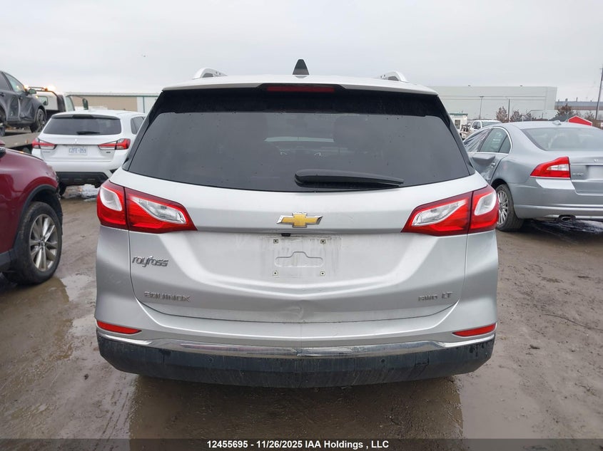 2GNAXSEV0J6299120 2018 CHEVROLET EQUINOX photo no. 17