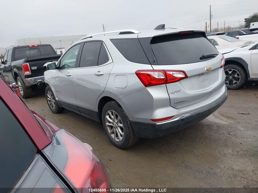 2GNAXSEV0J6299120 2018 CHEVROLET EQUINOX photo no. 3