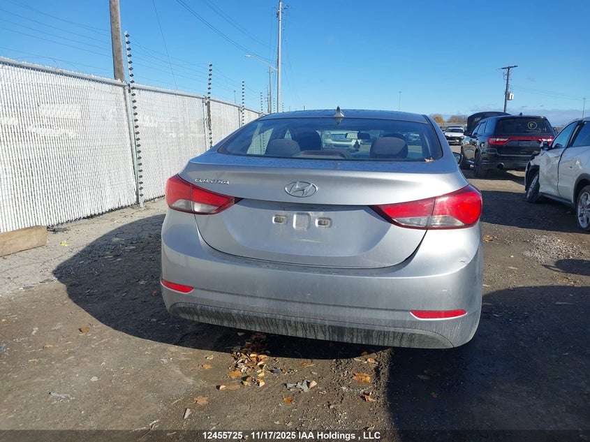 5NPDH4AE7FH561934 2015 HYUNDAI ELANTRA photo no. 17