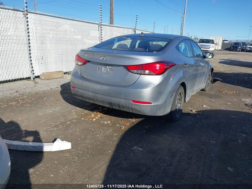 5NPDH4AE7FH561934 2015 HYUNDAI ELANTRA photo no. 4