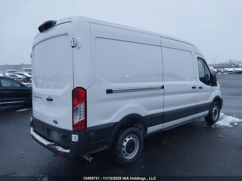1FTBR1C81RKA97006 2024 FORD TRANSIT photo no. 4