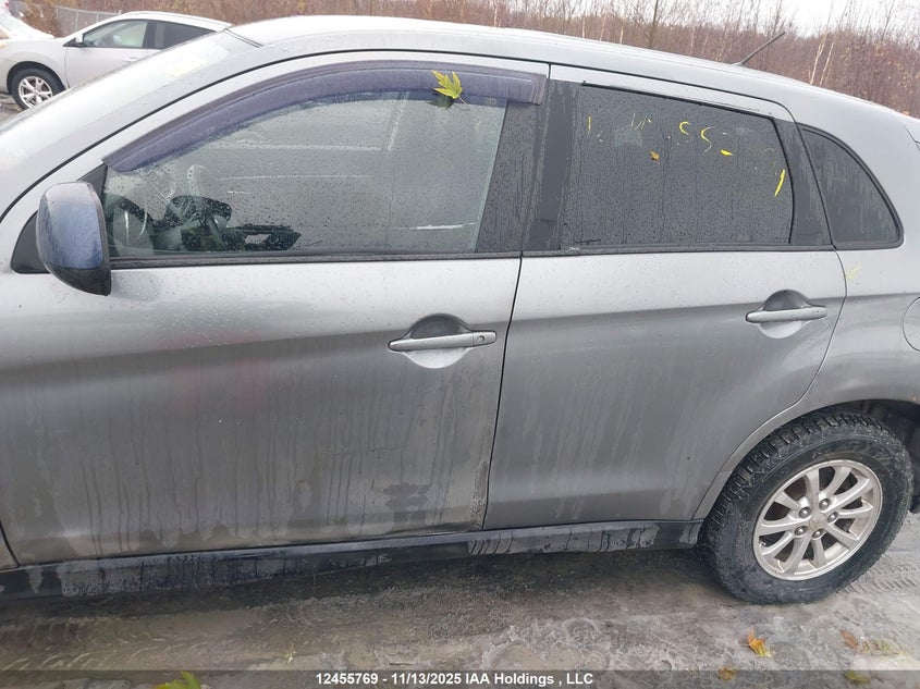 2011 Mitsubishi Rvr Se VIN: JA4AH3AUXBZ603790 Lot: 12455769