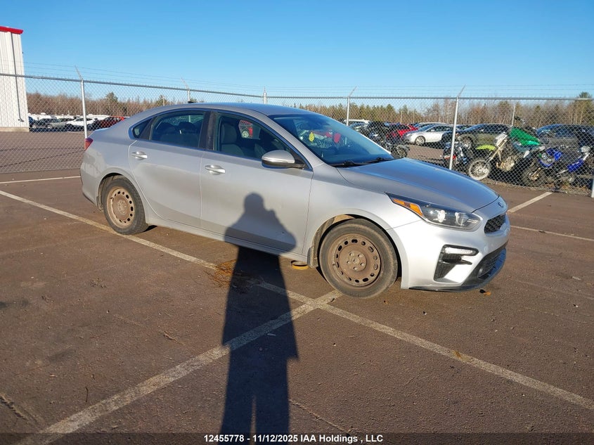 3KPF54AD4LE149009 KIA FORTE Photo 1