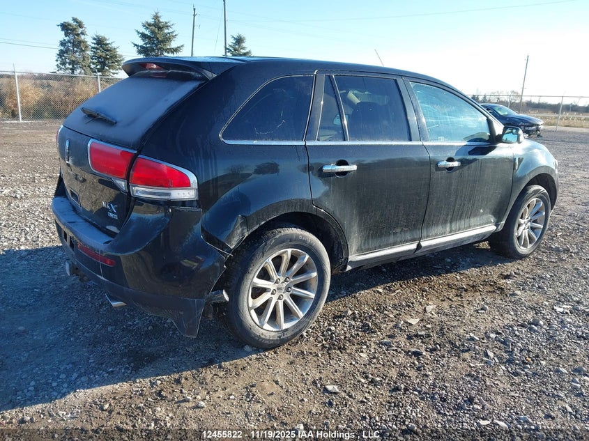 2LMDJ8JK3DBL10001 2013 LINCOLN MKX photo no. 4