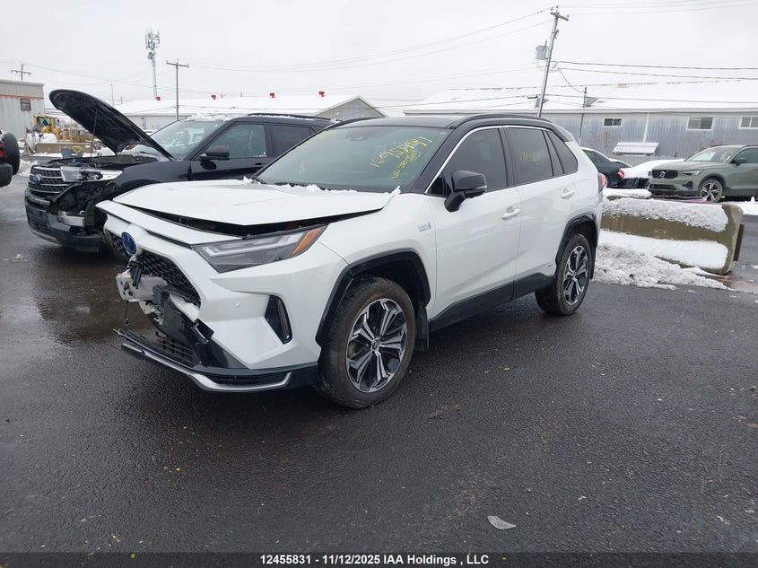 JTMGB3FV5RD184371 2024 TOYOTA RAV 4 photo no. 2