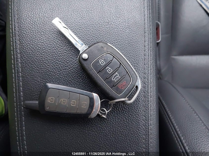 2017 Hyundai Tucson Limited/Sport And Eco/Se VIN: KM8J3CA42HU493520 Lot: 12455881