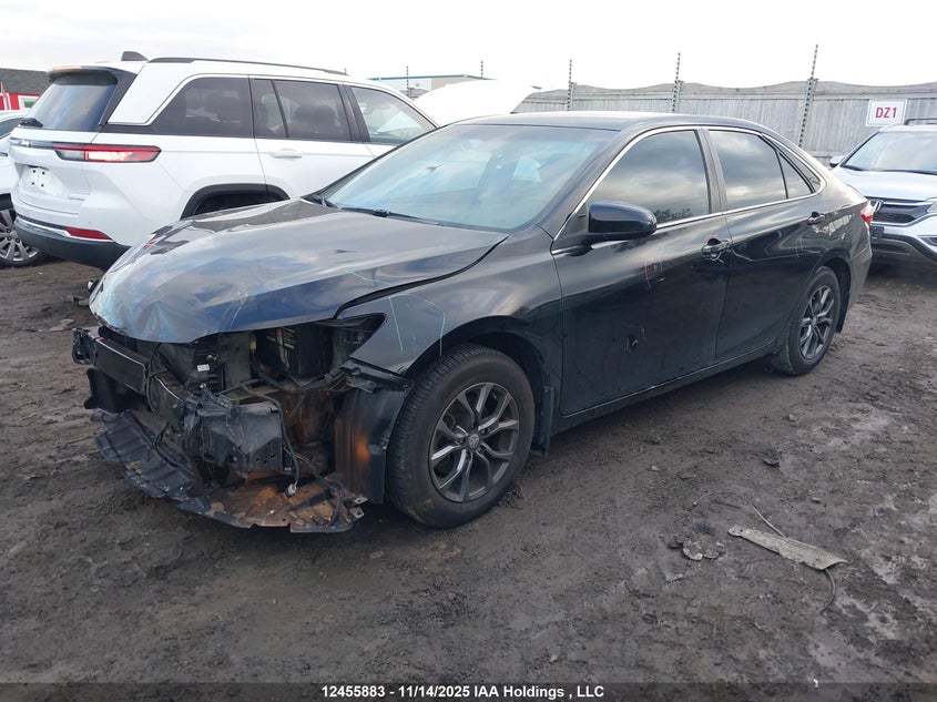 4T1BF1FK7FU923594 2015 TOYOTA CAMRY photo no. 2