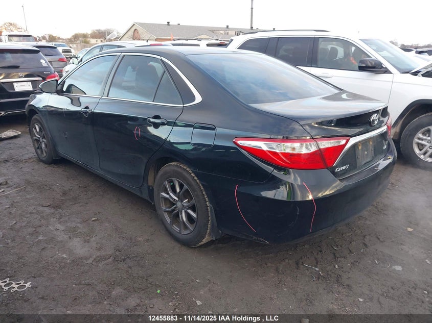 4T1BF1FK7FU923594 2015 TOYOTA CAMRY photo no. 3