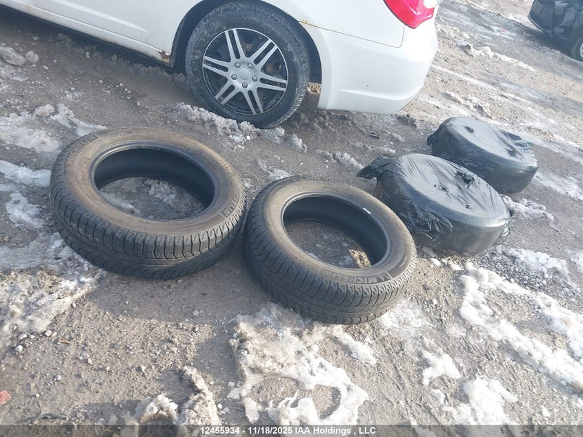 2012 Chrysler 200 VIN: 1C3CCBAB4CN219040 Lot: 12455934