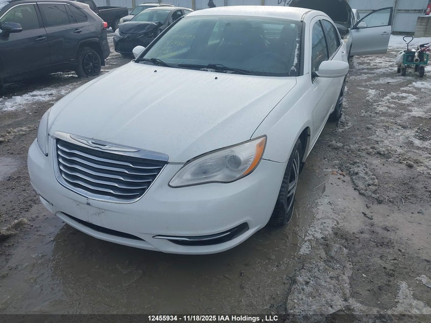 1C3CCBAB4CN219040 2012 CHRYSLER 200 photo no. 2