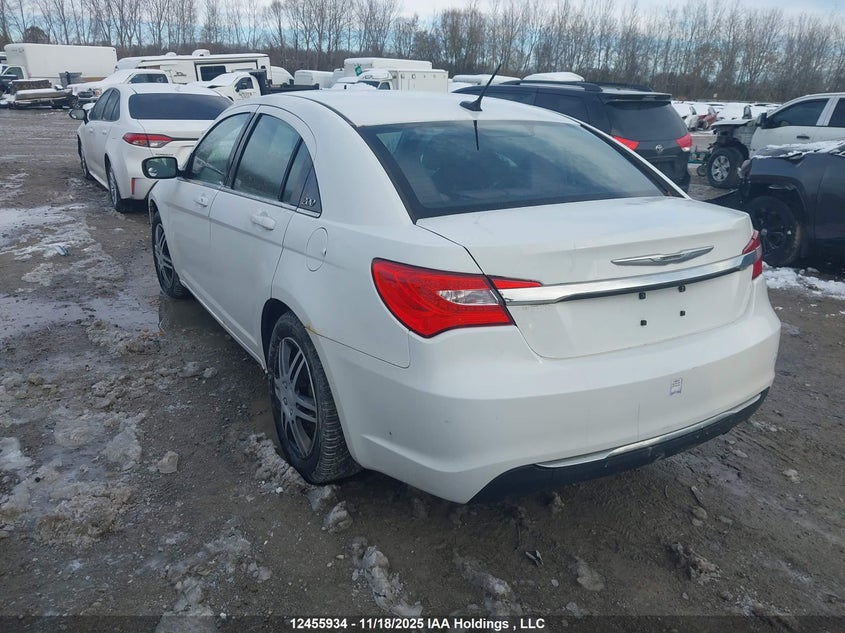 1C3CCBAB4CN219040 2012 CHRYSLER 200 photo no. 3