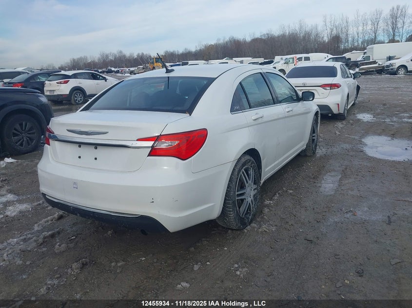1C3CCBAB4CN219040 2012 CHRYSLER 200 photo no. 4