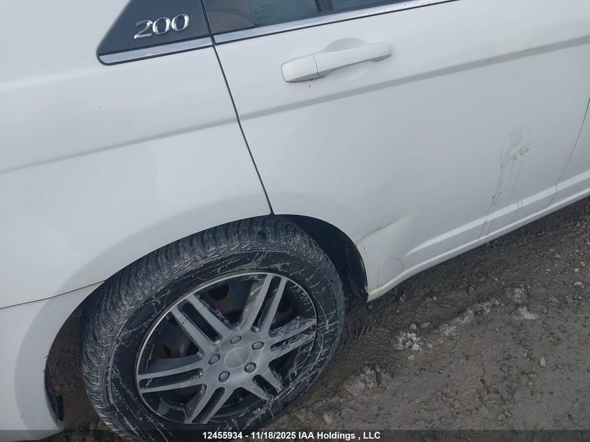 2012 Chrysler 200 VIN: 1C3CCBAB4CN219040 Lot: 12455934