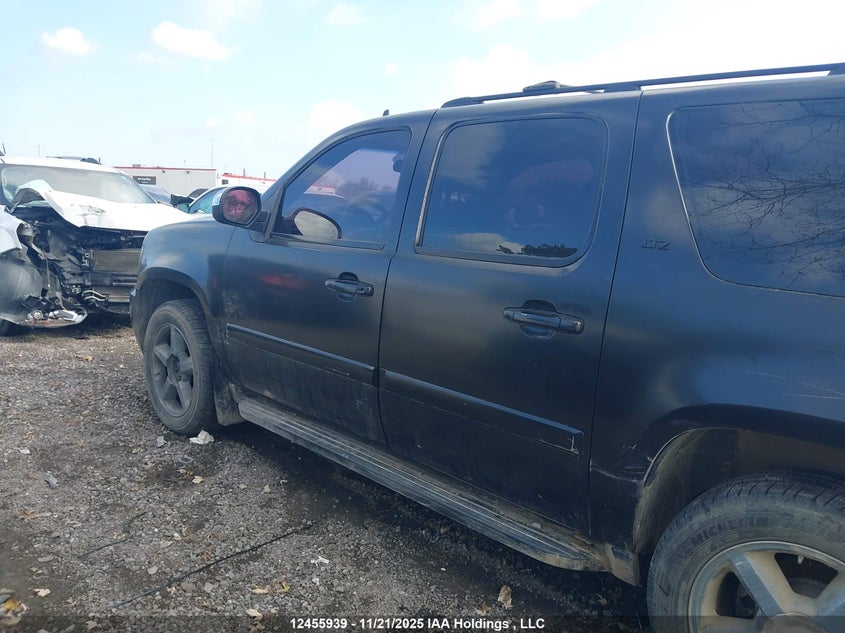 2008 Chevrolet Suburban 1500 Ls/Lt/Ltz VIN: 1GNFK16338J236988 Lot: 12455939