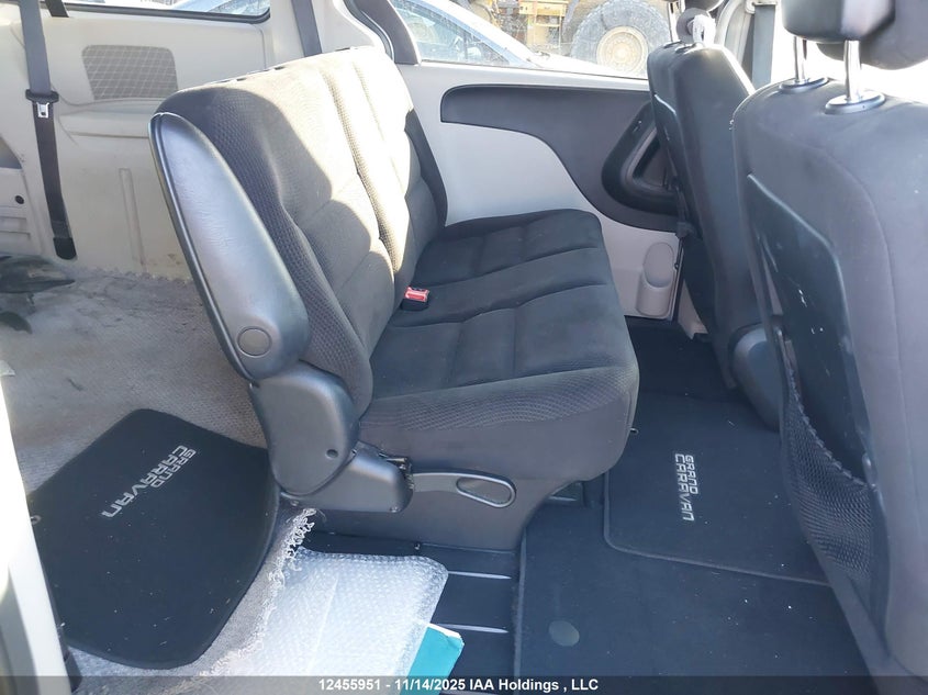 2014 Dodge Grand Caravan Se/Sxt VIN: 2C4RDGBGXER415726 Lot: 12455951