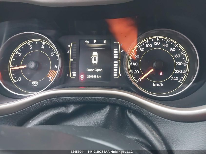 2014 Jeep Cherokee Latitude VIN: 1C4PJMCB4EW203056 Lot: 12456011