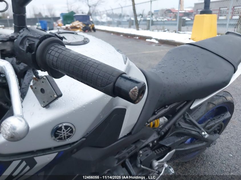 2015 Yamaha Fz09 VIN: JYARN33N3FA001918 Lot: 12456055