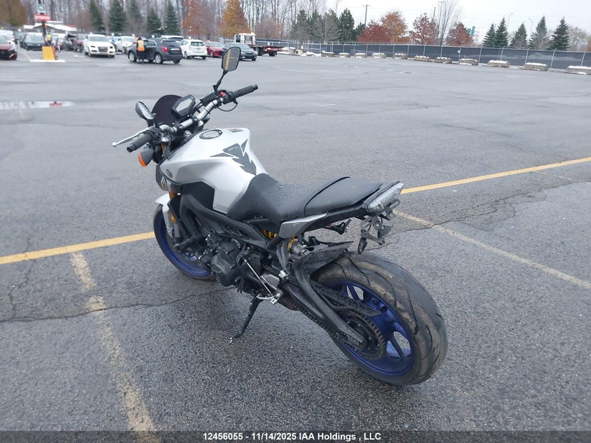 JYARN33N3FA001918 2015 YAMAHA FZ photo no. 3