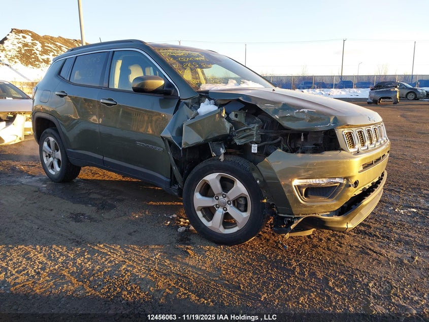 3C4NJDBB7JT265351 2018 JEEP COMPASS photo no. 22