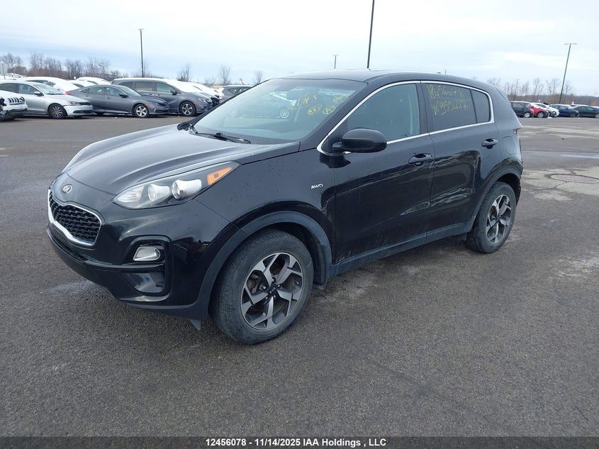 KNDPMCAC8N7959447 2022 KIA SPORTAGE photo no. 2