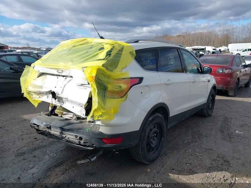 1FMCU9J91JUC21776 2018 FORD ESCAPE photo no. 4