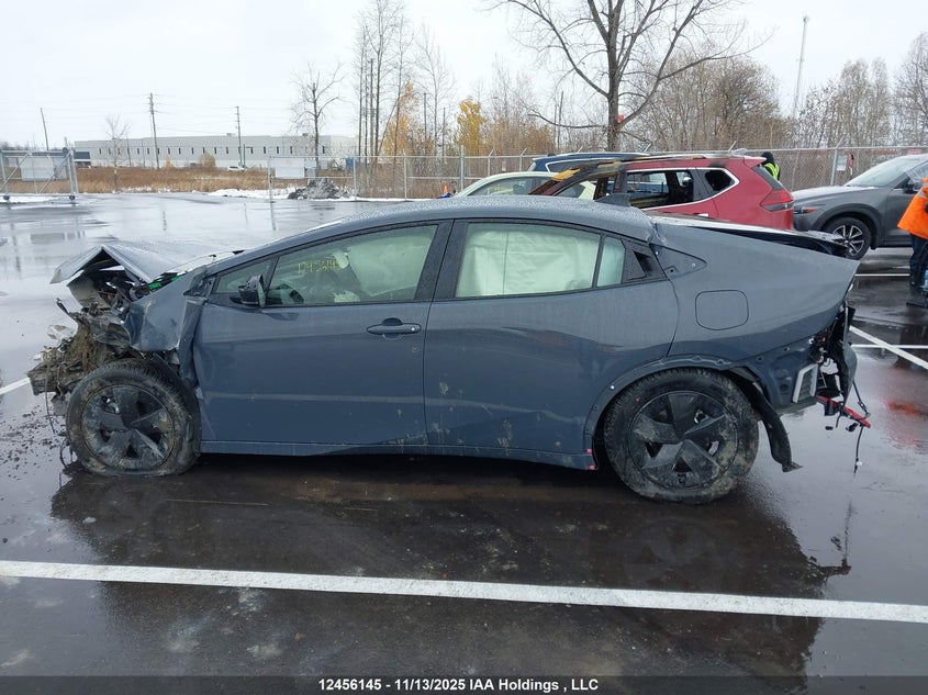 2026 Toyota Prius Se/Xse/Xse Premium/Night Shade VIN: JTDACACU9T3057204 Lot: 12456145