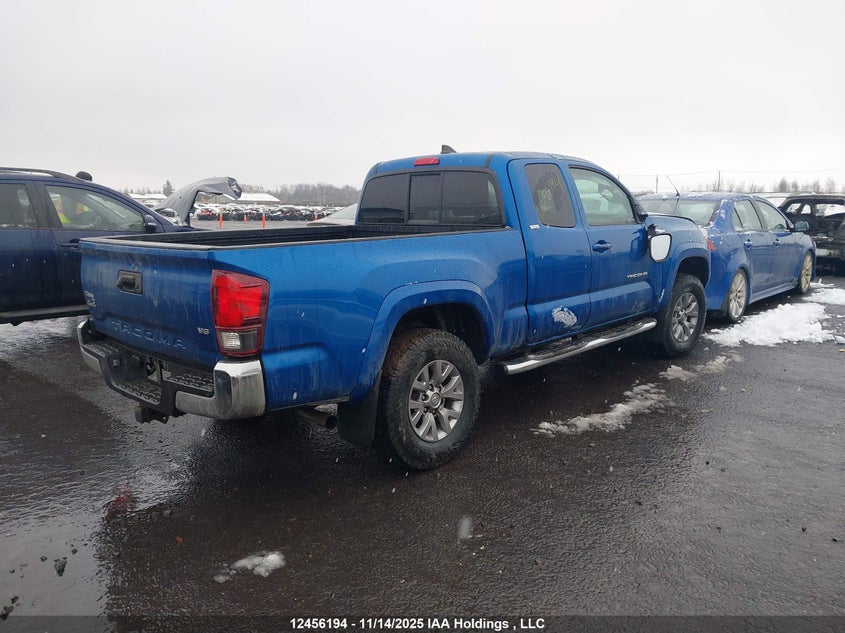 5TFSZ5AN8JX136441 2018 TOYOTA TACOMA photo no. 4