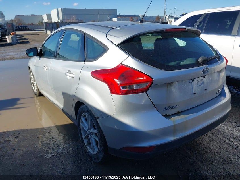 1FADP3K22FL290395 2015 FORD FOCUS photo no. 3