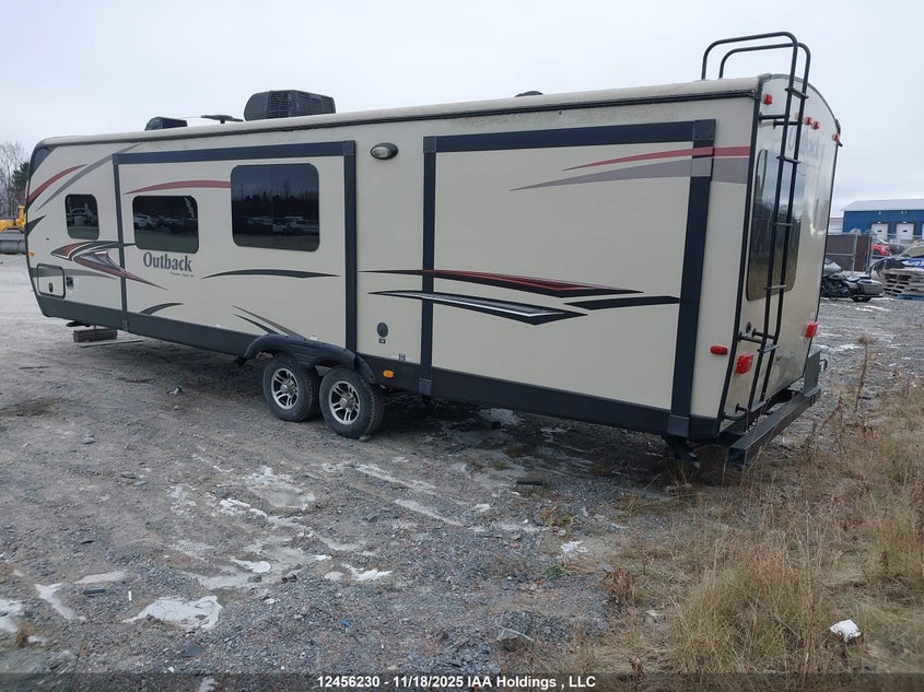 4YDT31221FB450811 2015   photo no. 3