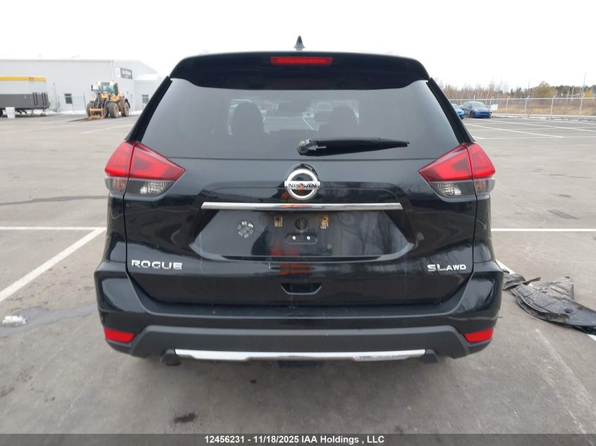 5N1AT2MV2HC840039 2017 NISSAN ROGUE photo no. 17